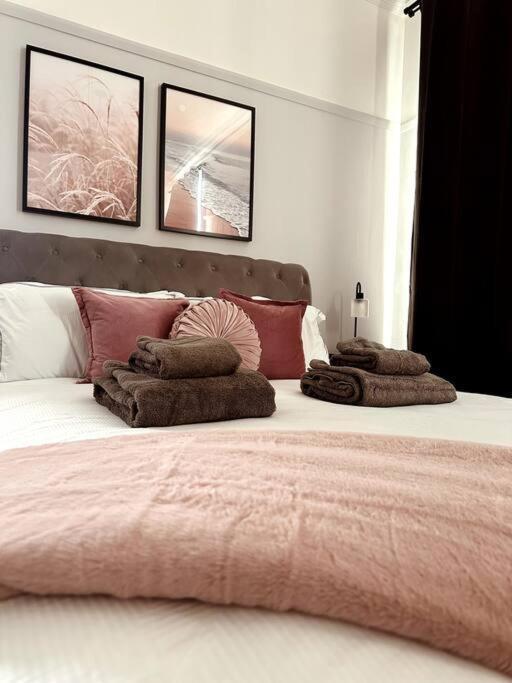 The Retreat - Large Luxury Apartment, Two Mins From Beach Bournemouth Dış mekan fotoğraf