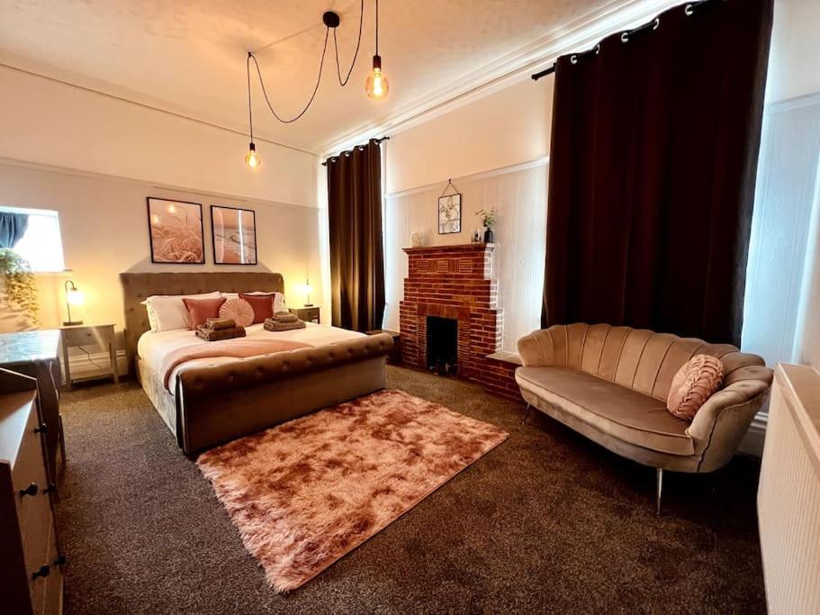 The Retreat - Large Luxury Apartment, Two Mins From Beach Bournemouth Dış mekan fotoğraf