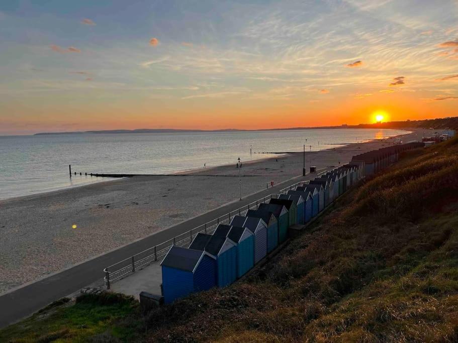 The Retreat - Large Luxury Apartment, Two Mins From Beach Bournemouth Dış mekan fotoğraf